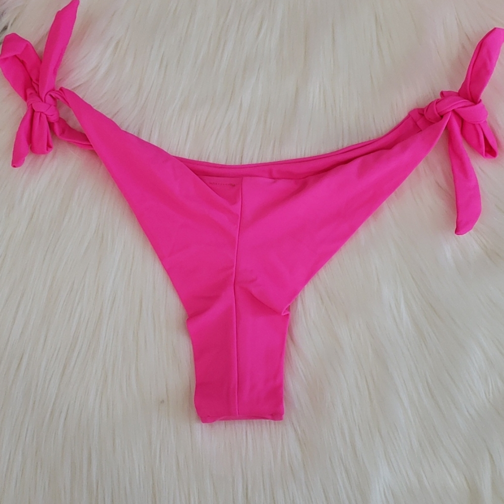 New Pink Sexy Ruffle Bikini Set with Underwire - Picture 7 of 8